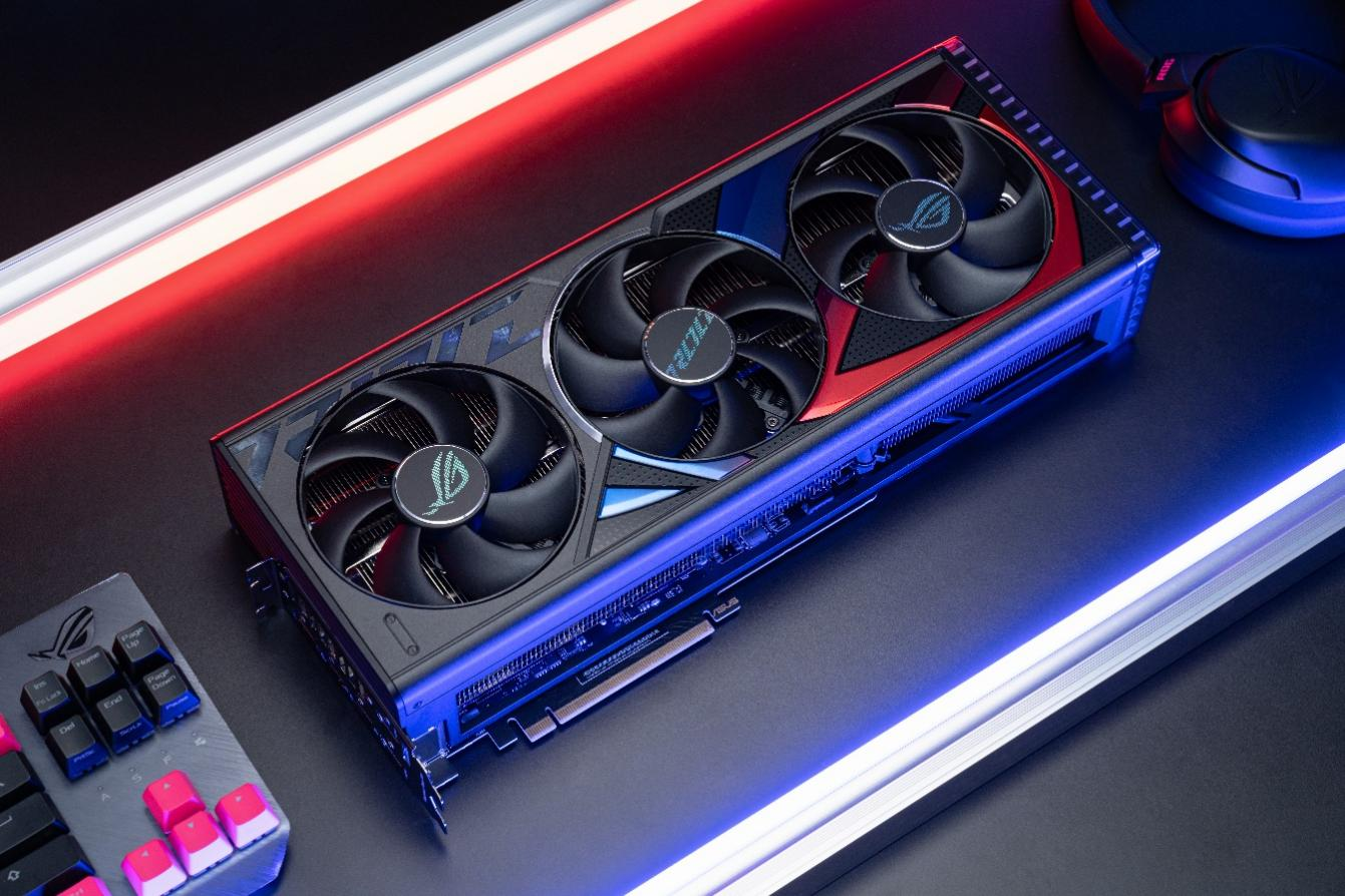 华硕RTX 4080显卡征服4K游戏 性能倍增实力拉满！