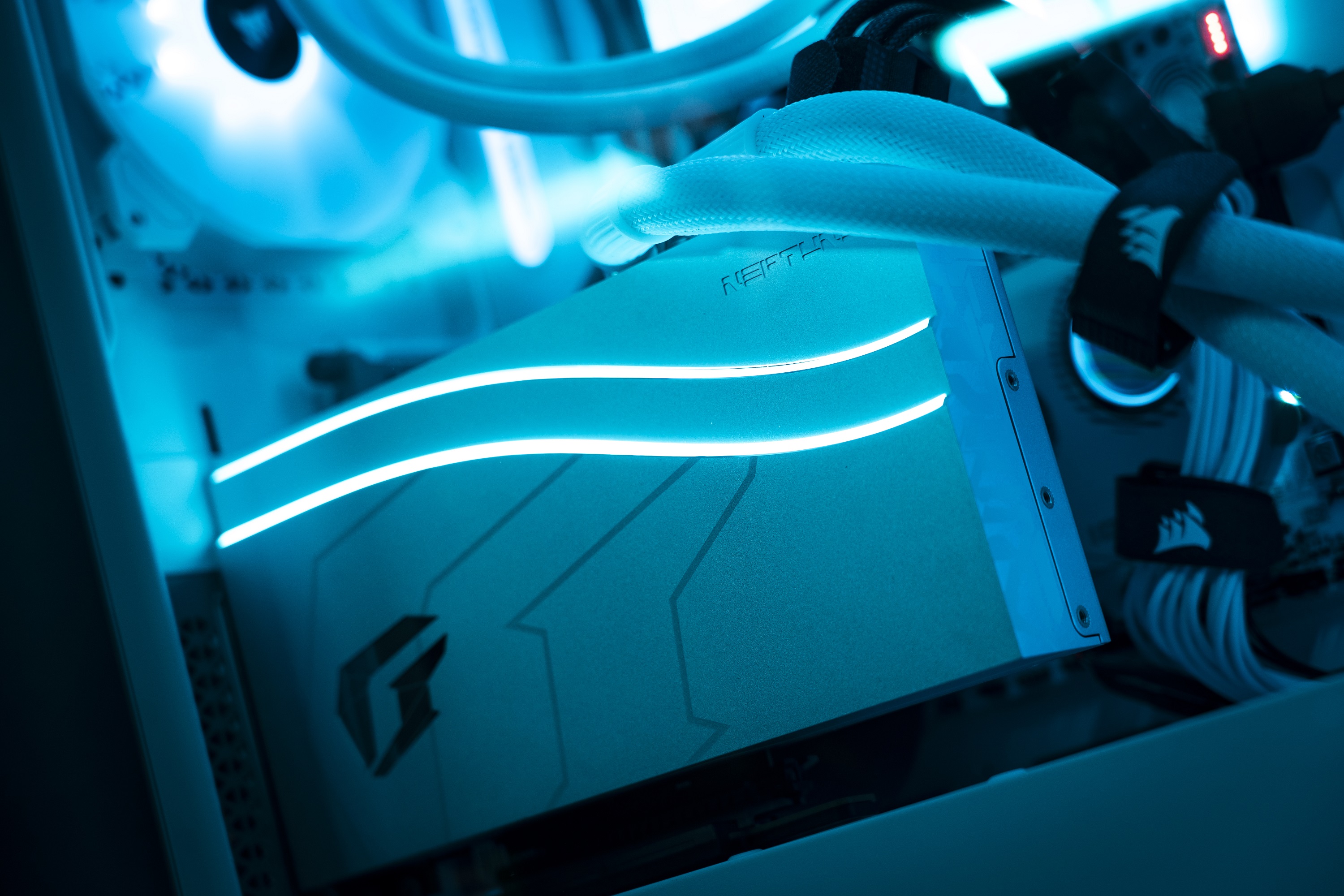 超强优化！iGame RTX 4080高帧畅玩《原子之心》