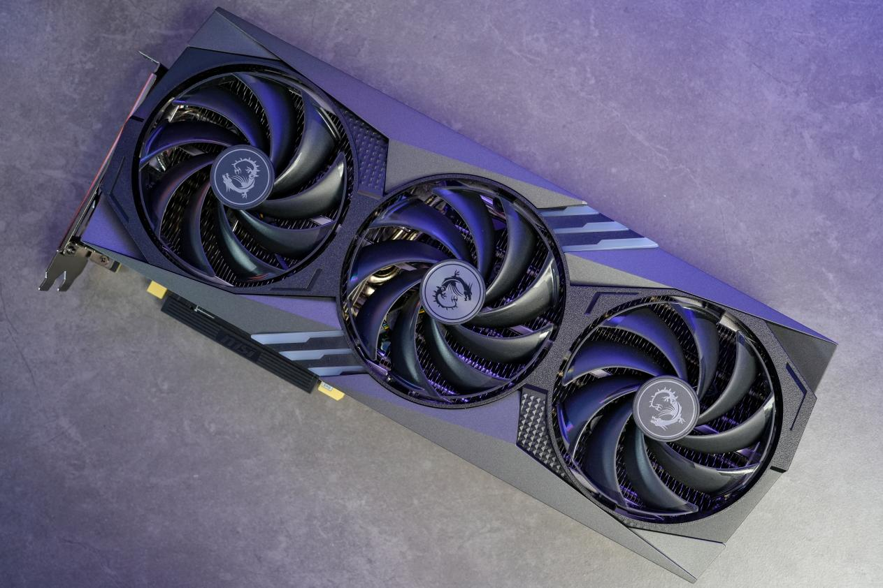 微星RTX 4070 魔龙评测：DLSS 3助力全新魔龙登上性价比之巅