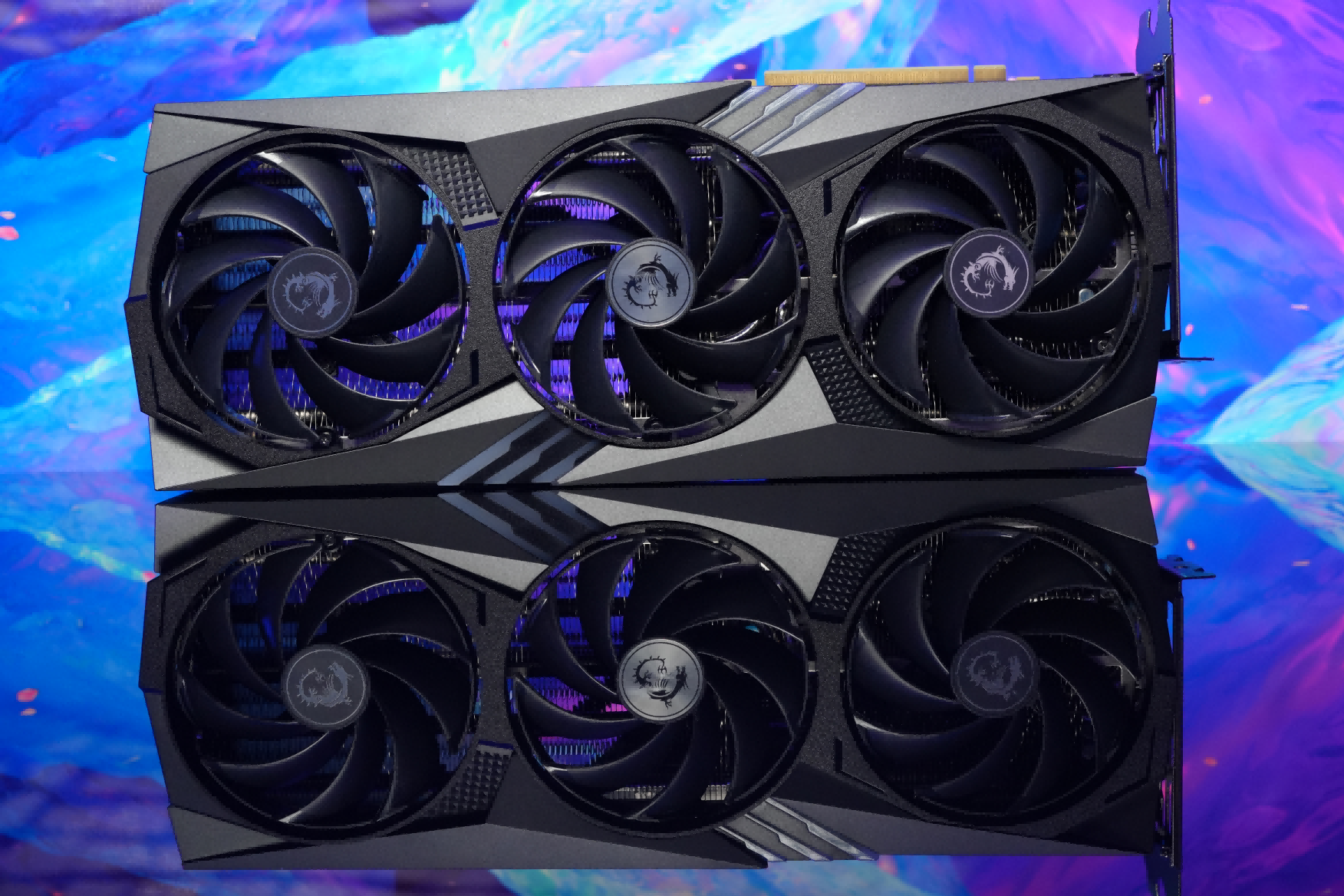 微星RTX 4060 Ti GAMING X TRIO魔龙评测：魔龙出世，横扫千军！