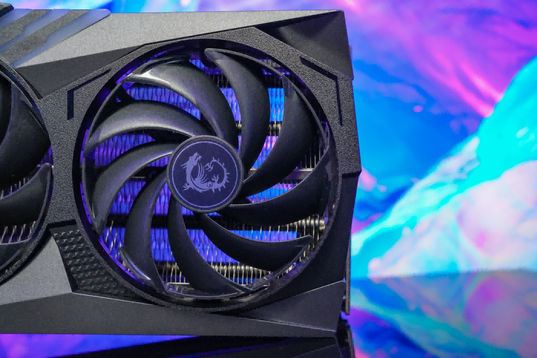 微星RTX 4060 Ti GAMING X TRIO魔龙评测：魔龙出世，横扫千军！