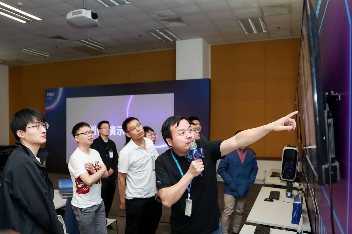 未来已来 成绩斐然！Intel锐炫家族主题演讲回顾进步之路