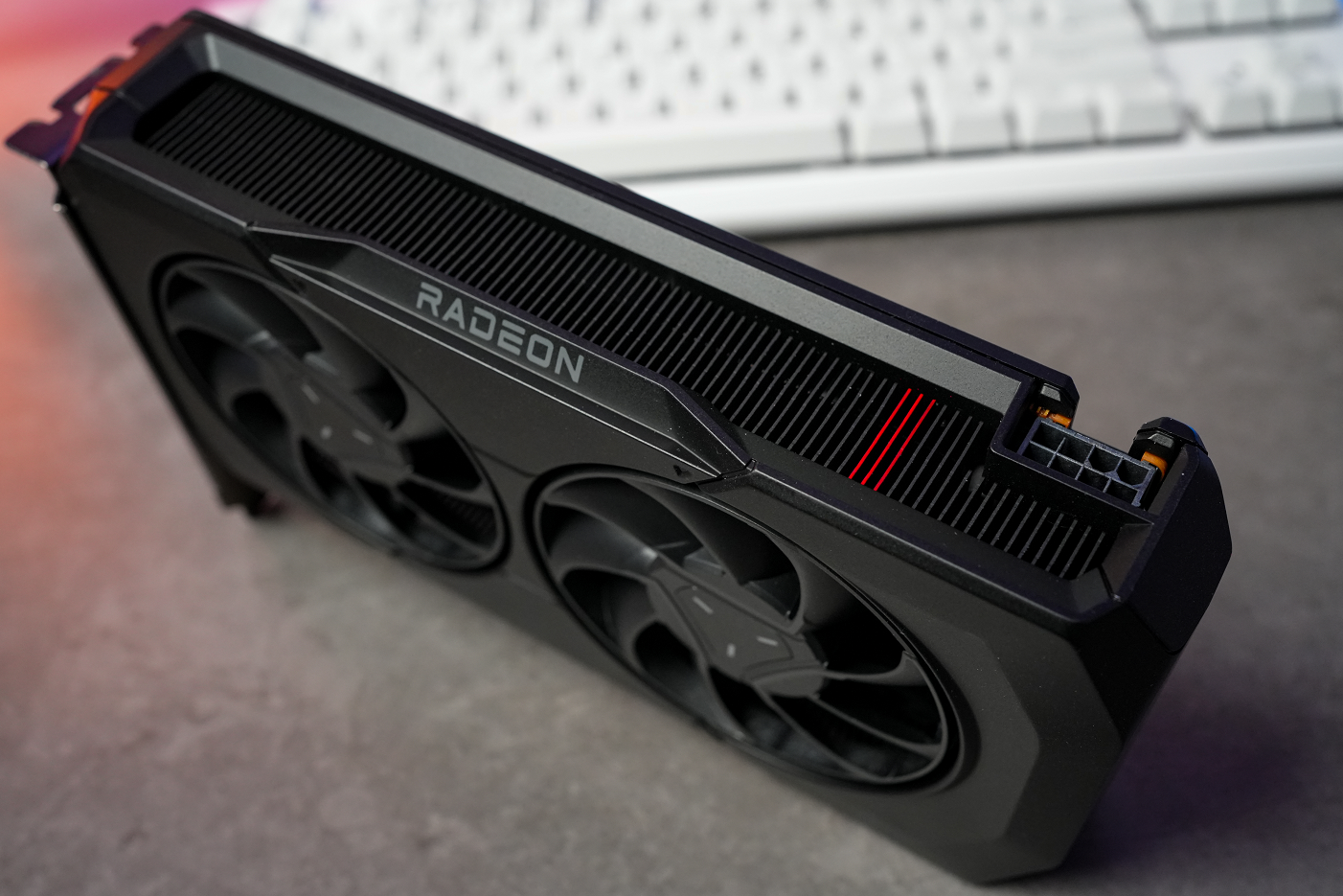 AMD RADEON RX 7600评测：2K价位显卡里的王者