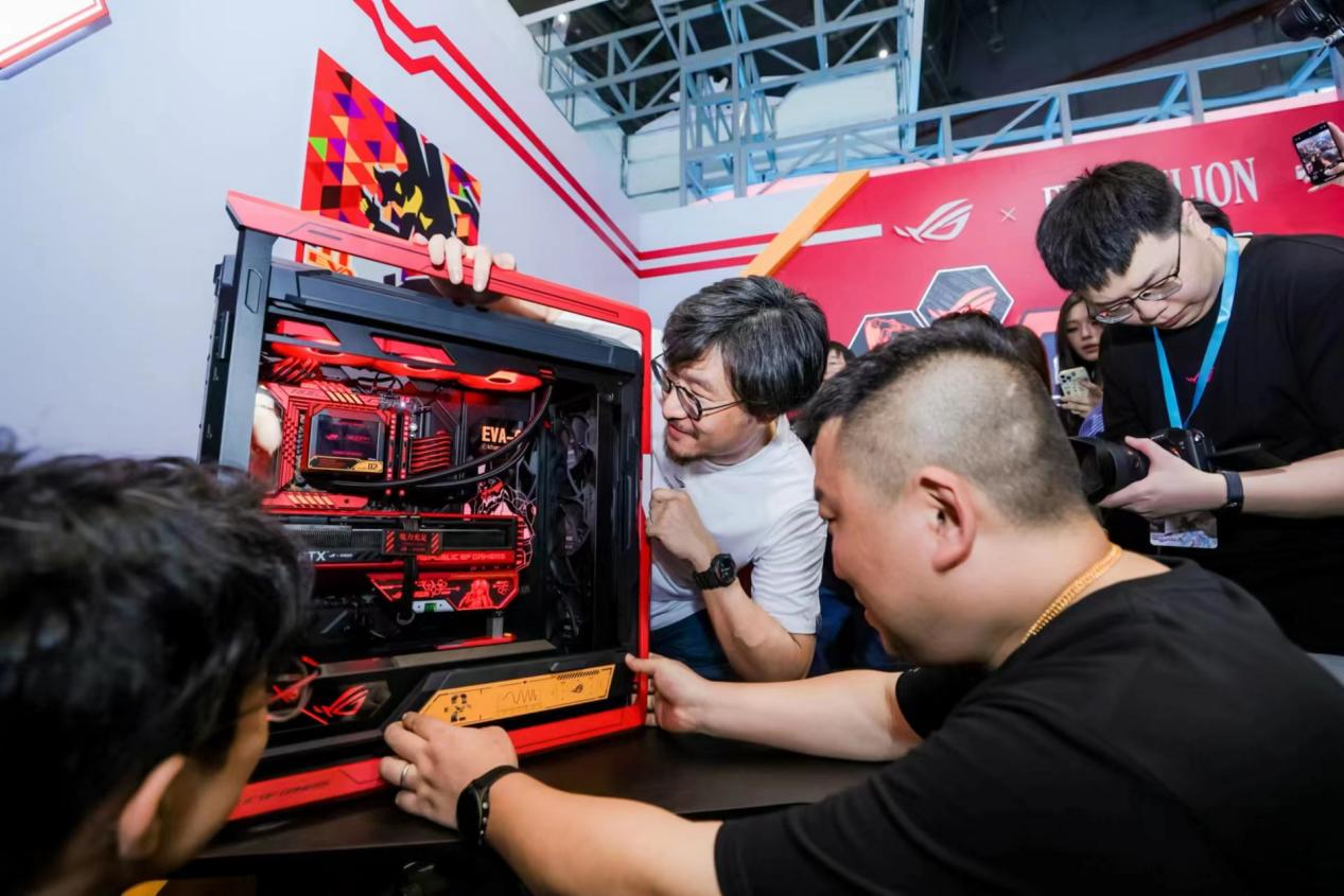 竞化纪元，梦幻联动！ROG×EVA新品发布会登陆BW 2023