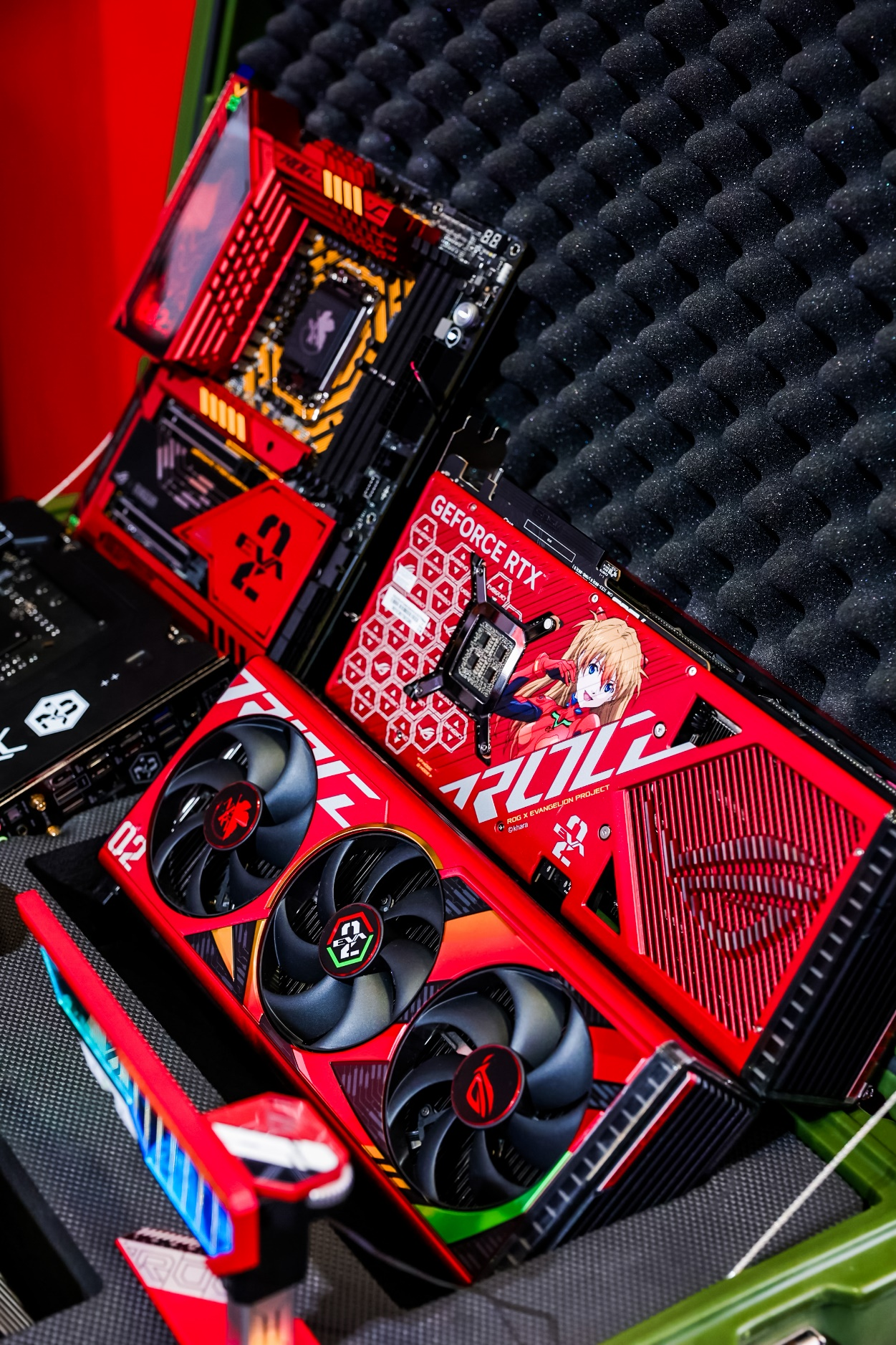 ROG x EVA-02二号机联名显卡降临BW2023