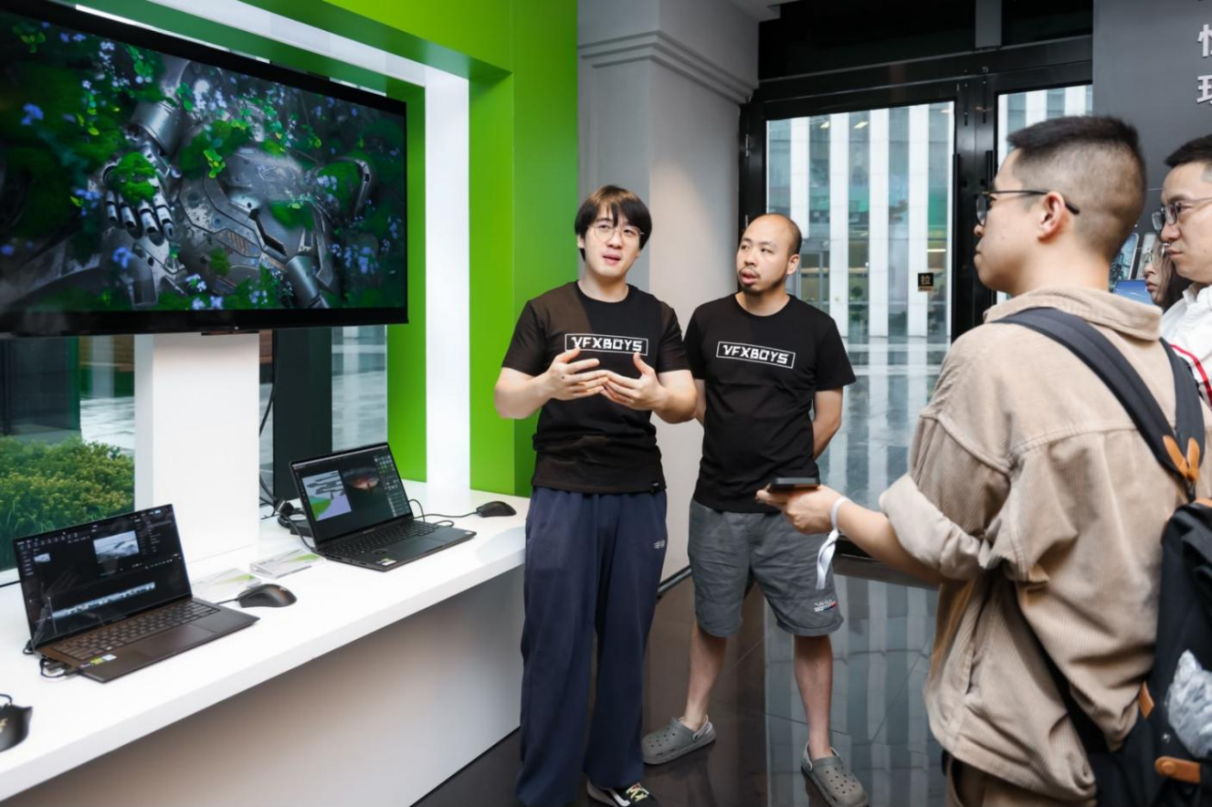 RTX 40系显卡加持AI技术，游戏工作两不误，大大增强工作效率