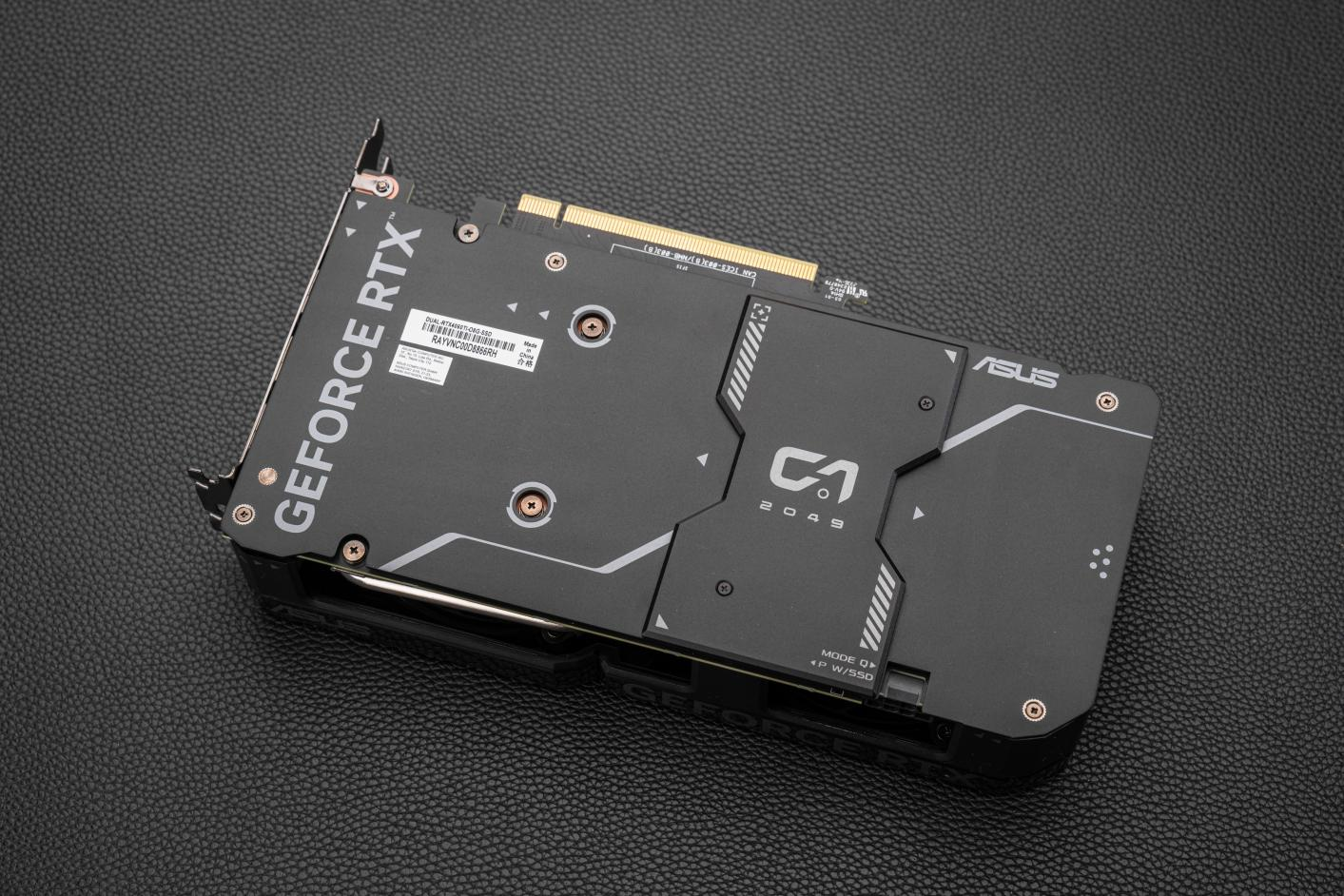 显卡上插SSD！华硕DUAL 4060Ti SSD可扩展M.2显卡