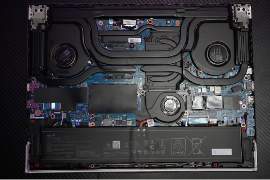 ROG 魔霸新锐评测：电竞神机？真这么牛！