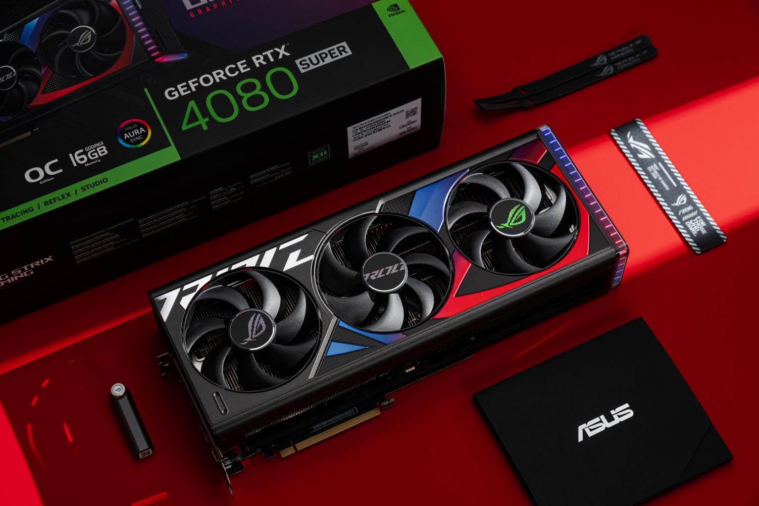 龙年献礼！华硕ROG STRIX 4080 SUPE超能力显卡