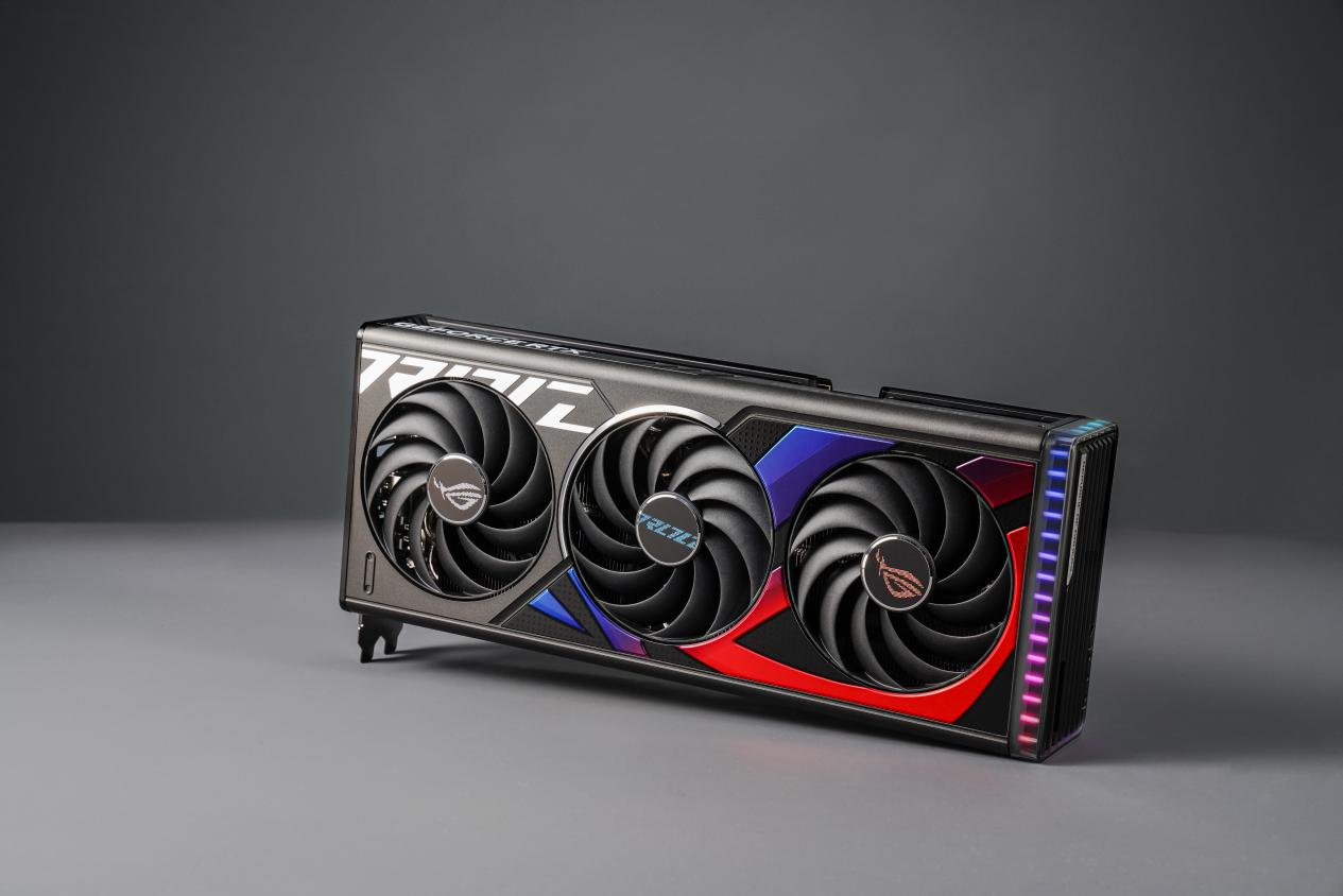 超能力完全释放！华硕ROG STRIX 4070Ti SUPER显卡