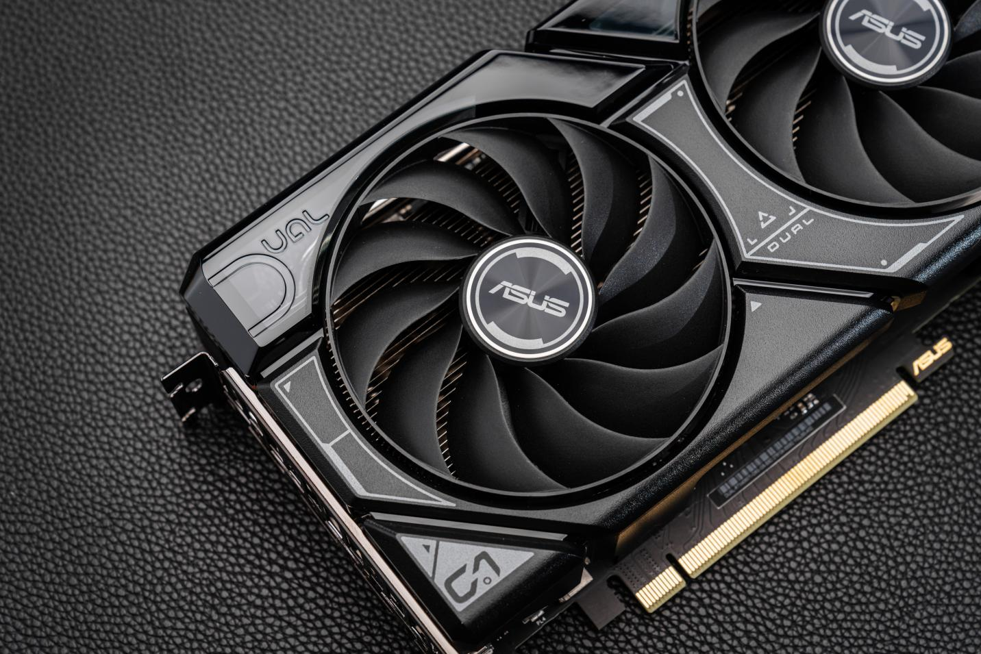 ITX平台显卡最佳答案！DUAL 4060Ti SSD可扩展M.2显卡