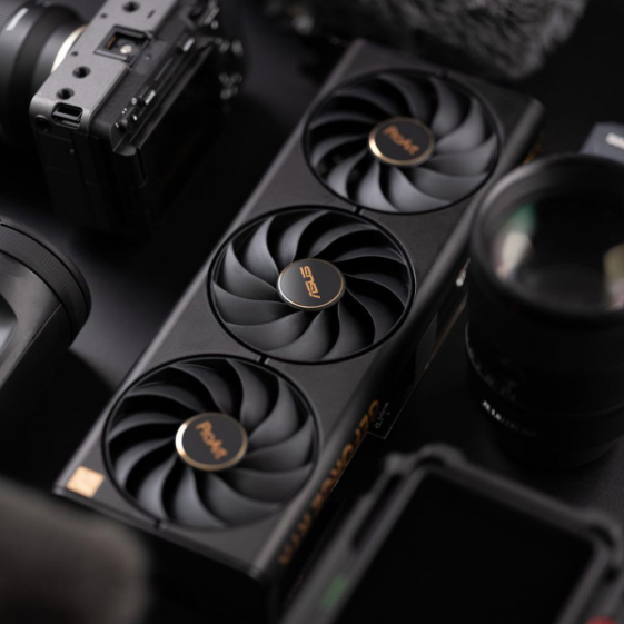 华硕ProArt 4070Ti SUPER显卡释放AI创作超能力！