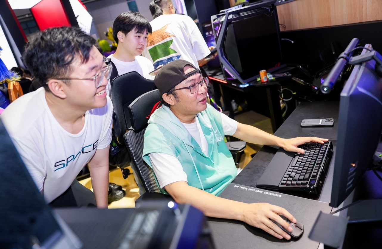 华硕主板BW2024竞无止境 大放异彩