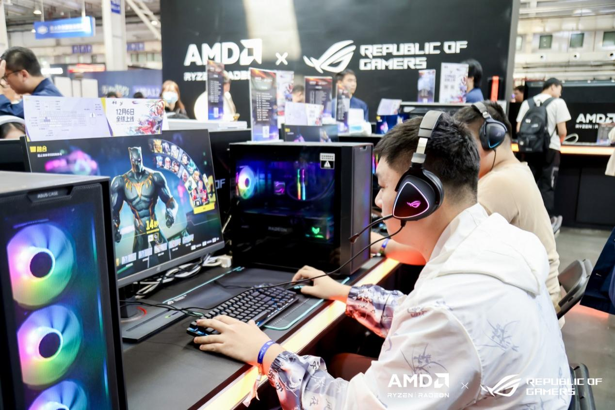 华硕X870E、X870主板闪耀2024核聚变