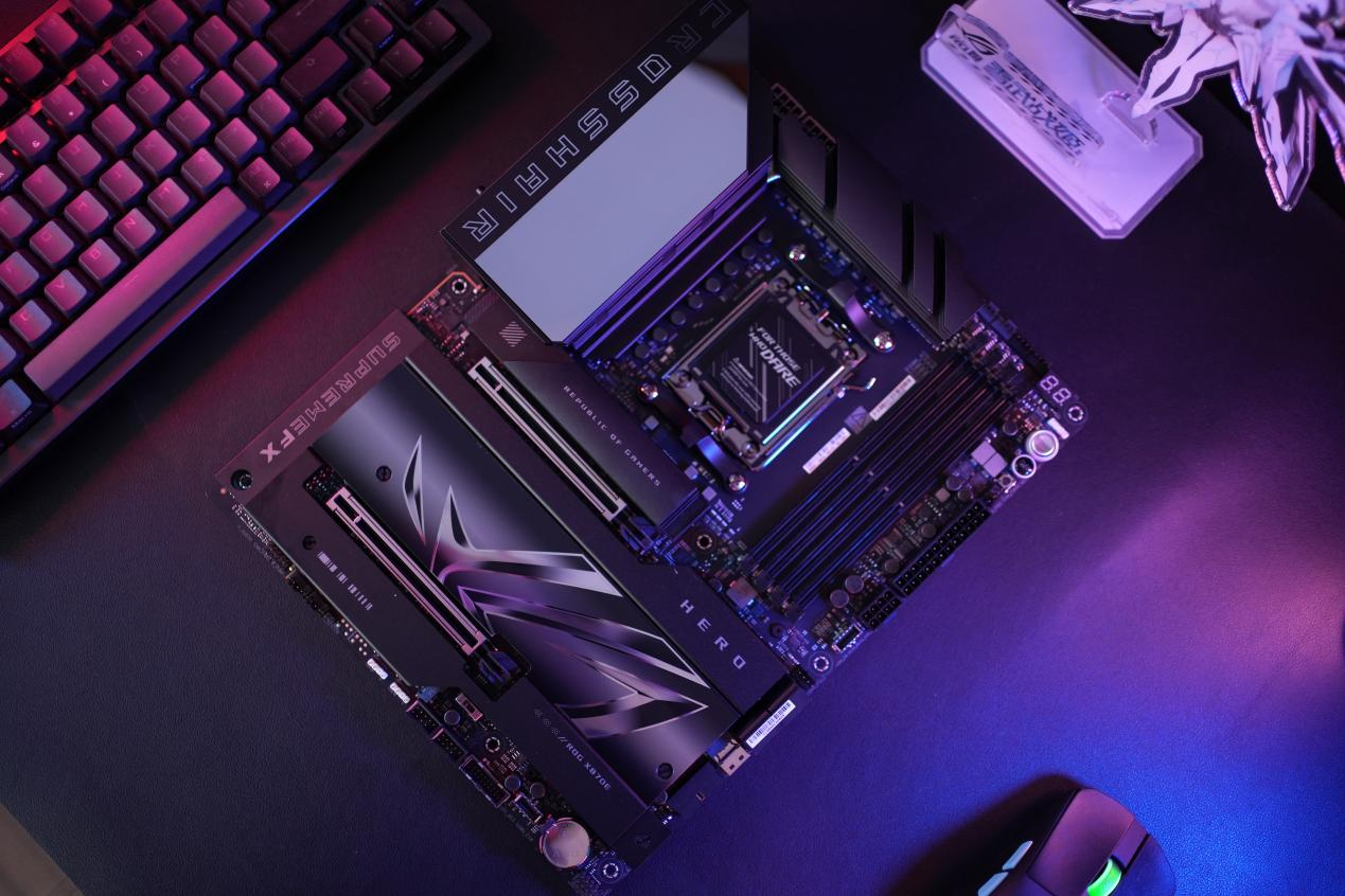 ROG CROSSHAIR X870E HERO主板首发评测：将遇良才，锐龙9000系列最佳座驾