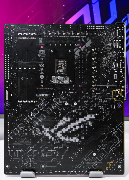 ROG STRIX B860-F主板评测：酷睿Ultra 200S新座驾