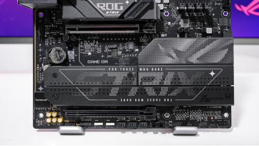 ROG STRIX B860-F主板评测：酷睿Ultra 200S新座驾