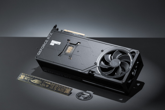 4K光追高帧爽玩！ROG ASTRAL RTX5080夜神显卡耀世新主宰！