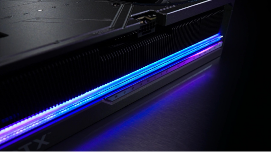 4K光追高帧爽玩！ROG ASTRAL RTX5080夜神显卡耀世新主宰！