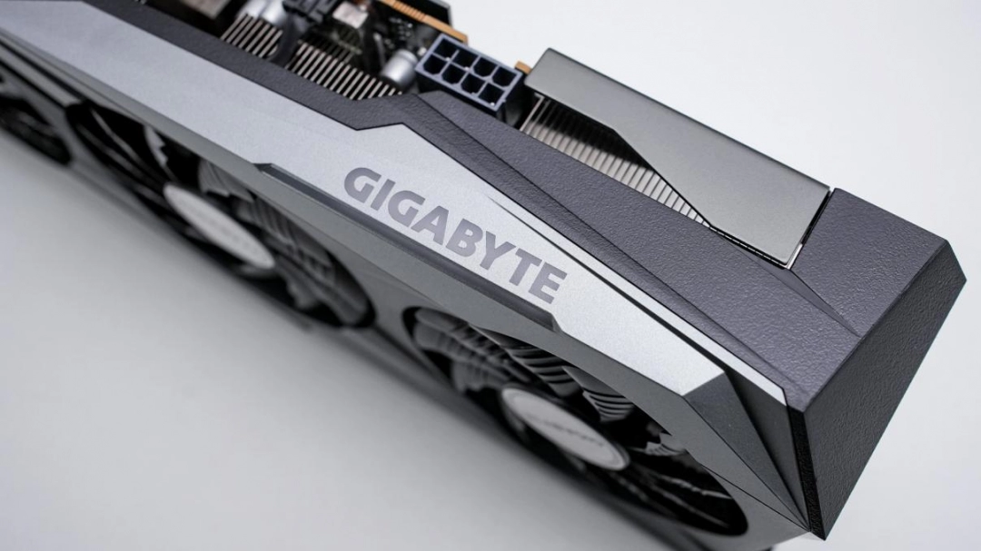 AMD Radeon RX 7650 GRE首发评测:1080P新锐游戏显卡，综合性能力压4060