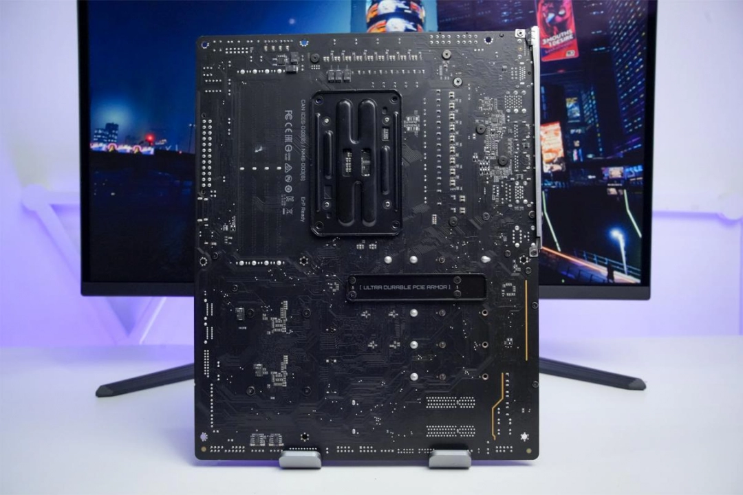 技嘉X870E AORUS MASTER超级雕主板评测：9950X3D的最佳选择