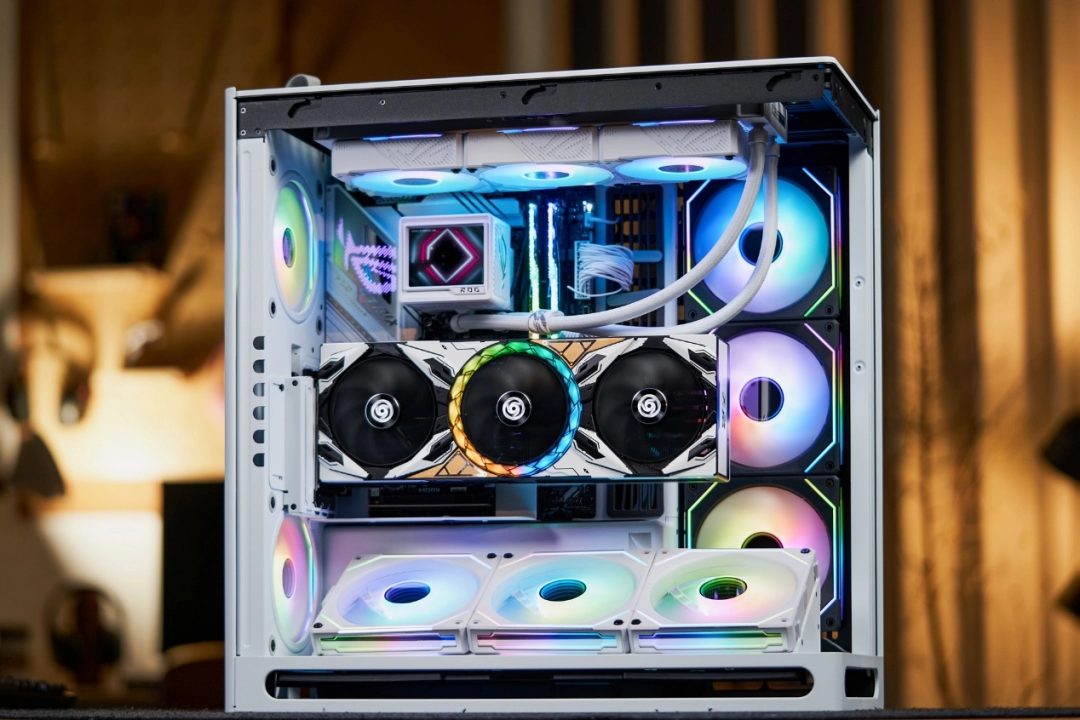 颠覆次世代游戏体验！索泰GeForce RTX 5080 天启 OC显卡