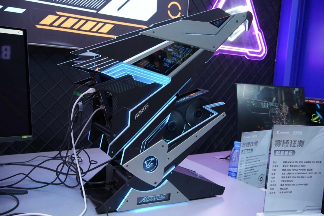 BiliBili World 2025 技嘉展台游记：包罗万象，一次体验个够