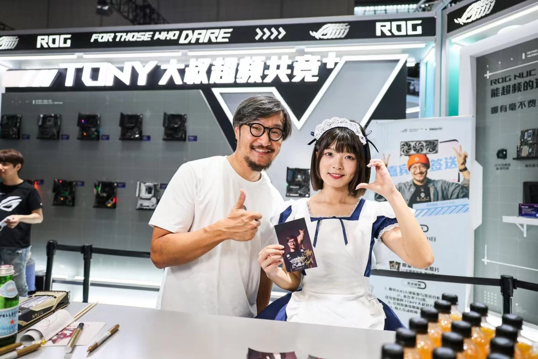 BW2025 华硕主板背置&超频双赛道大放异彩 