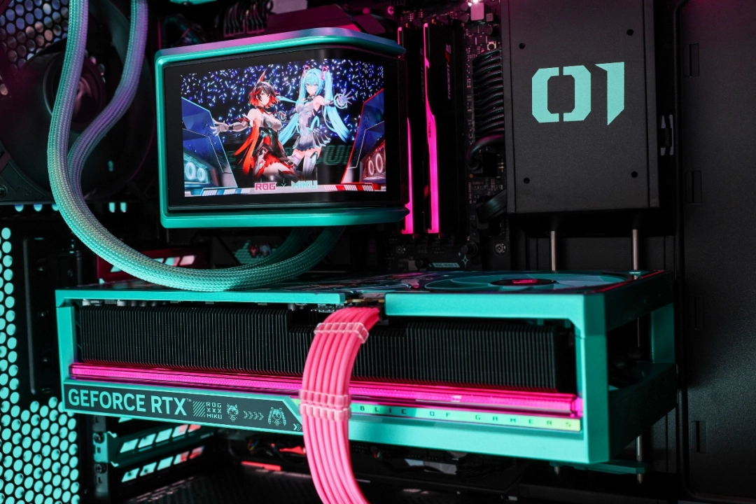 MIKU应援 战力空前！ROG 夜神RTX5080 RO姬x初音未来版显卡