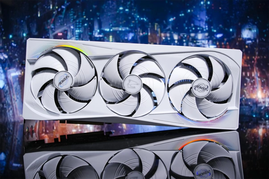 技嘉X870E X3D 超级冰雕主板评测：X3D鸡血模式2.0游戏性能至高提升 20%