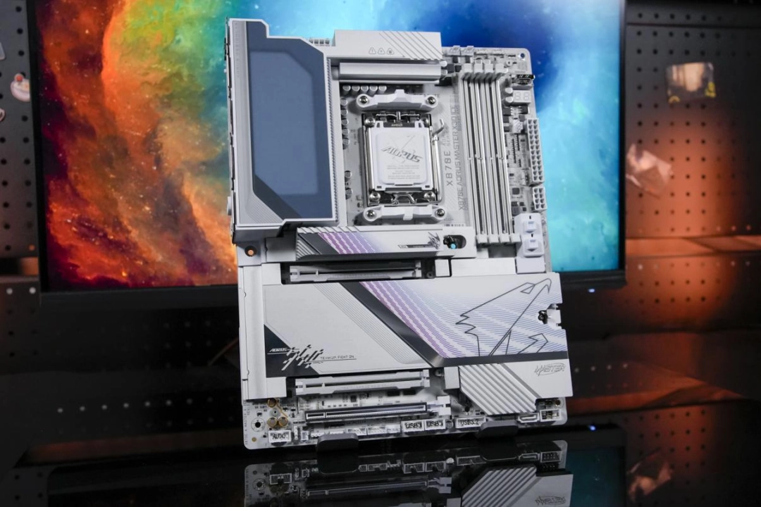 AMD 锐龙7 9850X3D首发评测：站在巨人的肩膀上更快更强