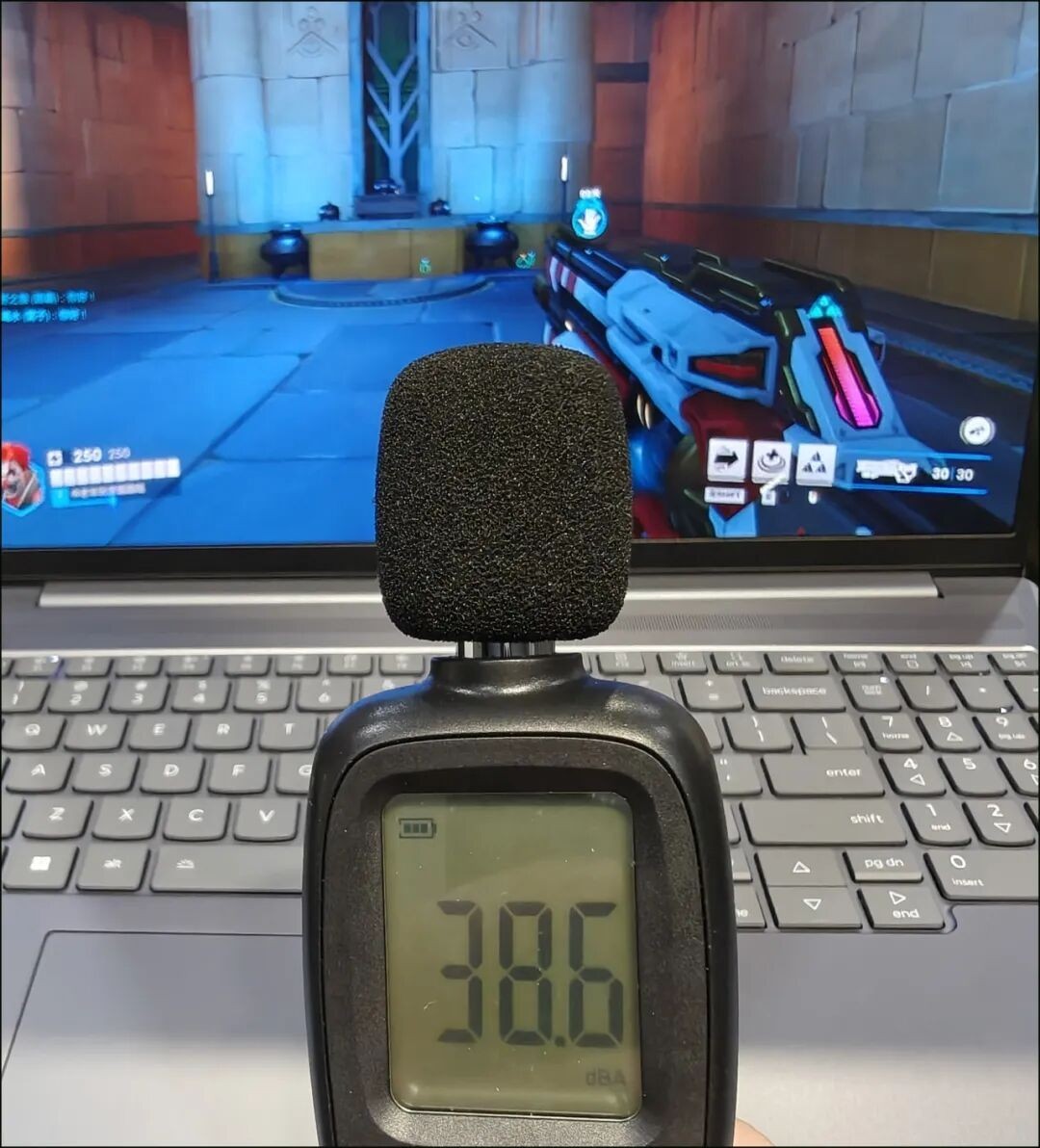 超能打 超长续航 还超安静! 酷睿Ultra X9 388H创造三大奇迹