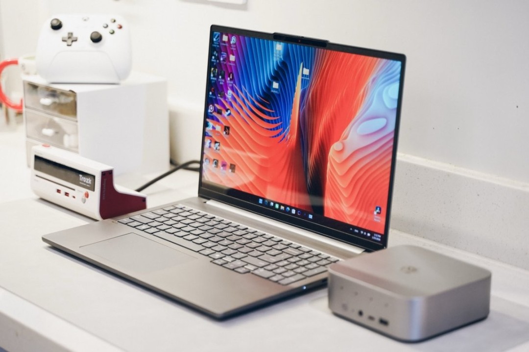 实测一台续航超20小时的笔记本，竟然还能玩3A游戏？！