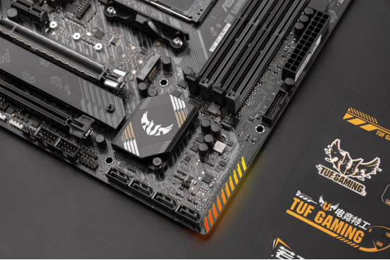 5500X3D装机首选华硕B550重炮手WIFI二代主板