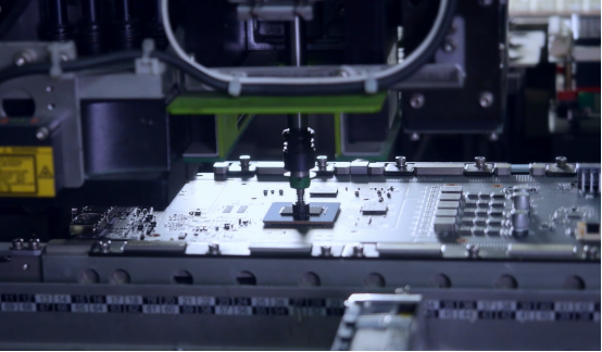 新学期！升级华硕RTX50系显卡马上加速