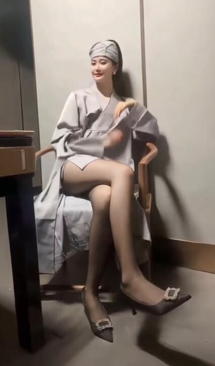 周一内涵囧图云飞系列 女人只会影响我开车的速度
