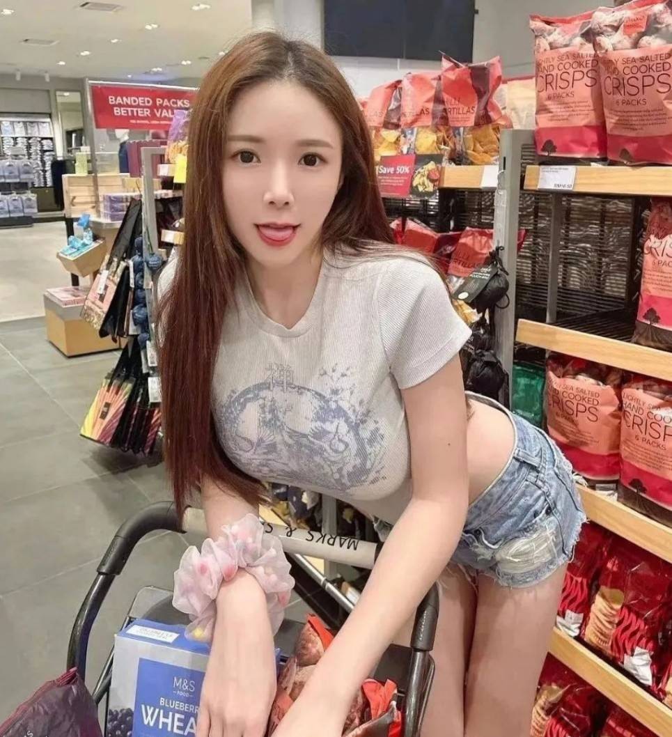 周五福利囧圖云飛系列 為啥女友穿包臀裙我沒感覺？