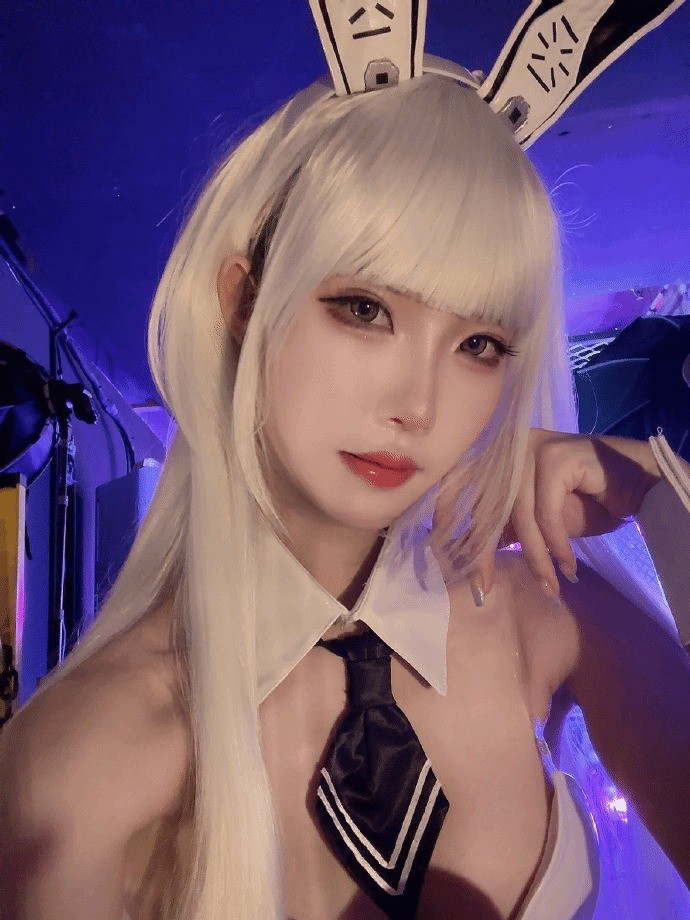 韩国美女COS《妮姬》多位角色 穿着清凉性感诱人