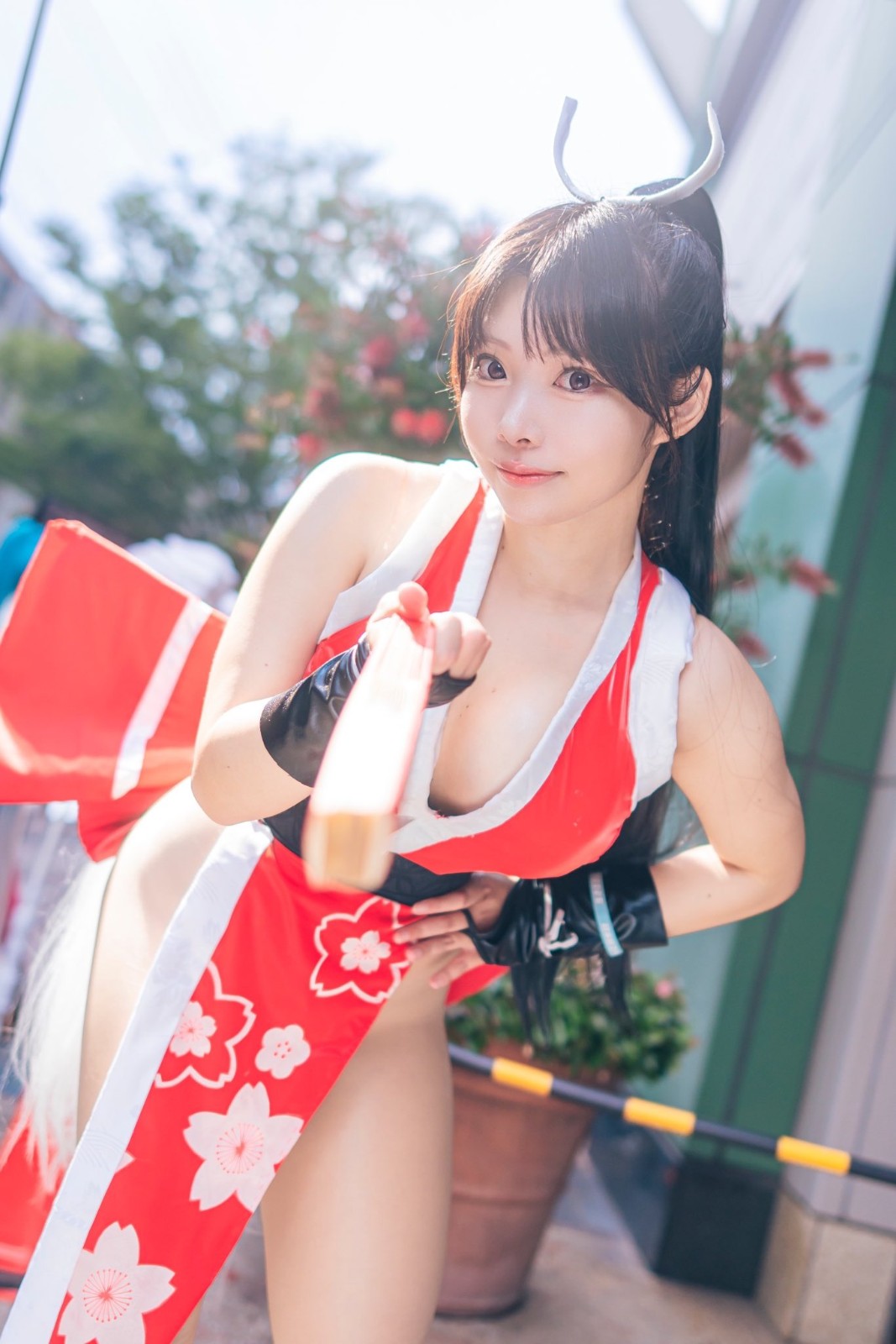 日本美女Cos《街霸》春麗美圖 黑絲大粗腿太對味了
