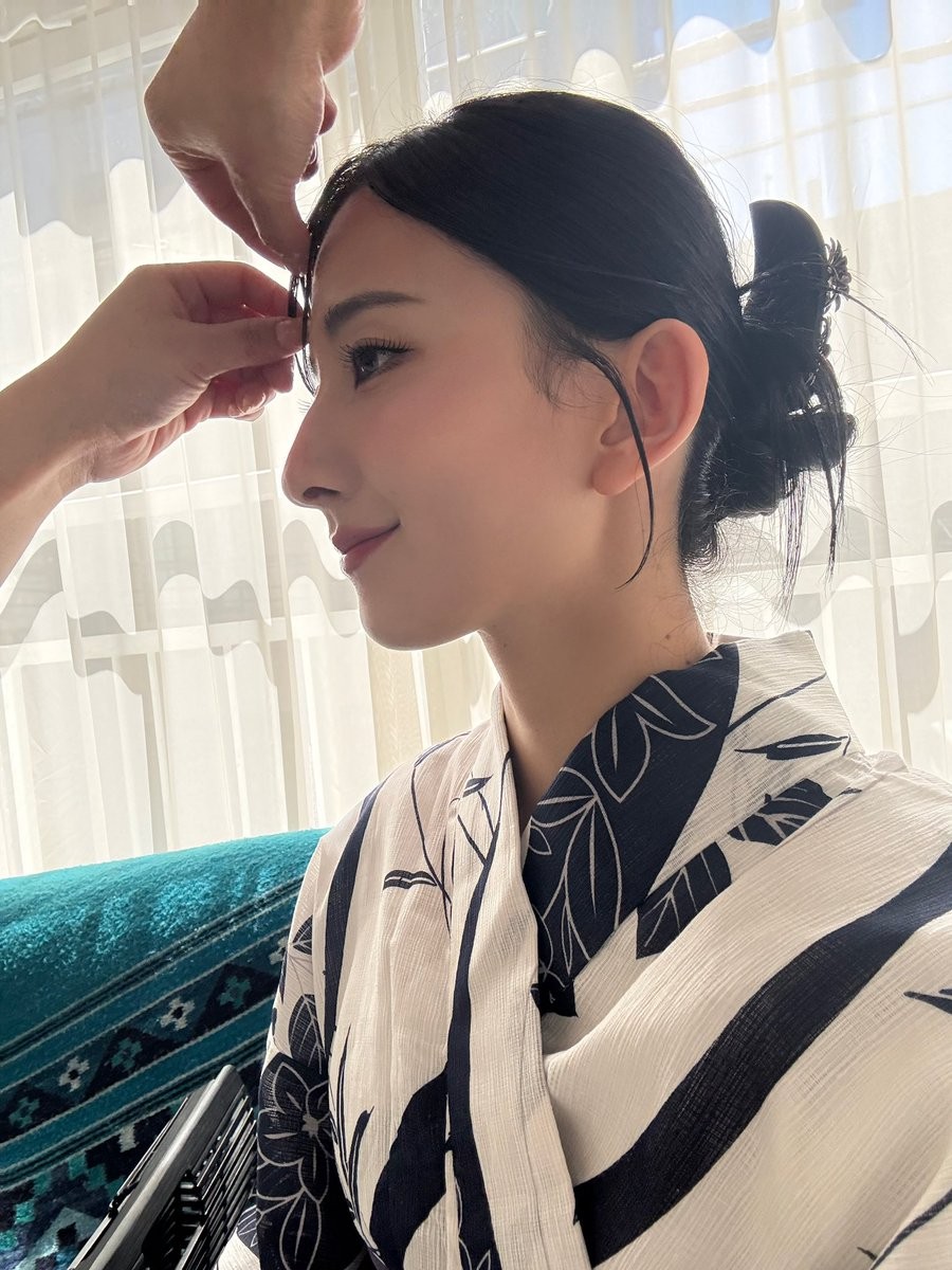 日本超人氣舞蹈女神AOI福利圖賞 力量與優(yōu)雅并存