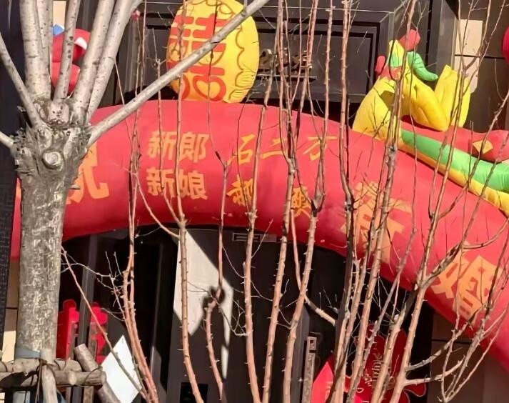 轻松一刻第1473期 美女等人也是需要耐心的