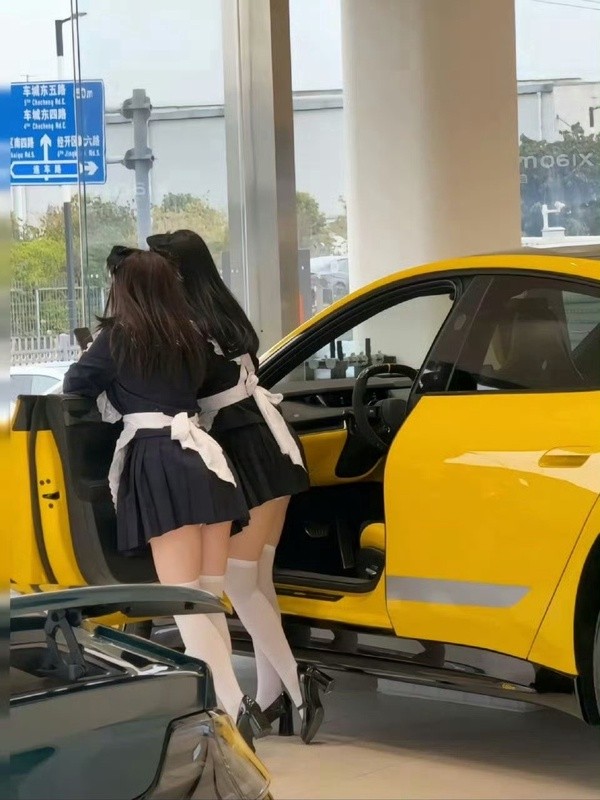 3DM轻松一刻第1473期 美女等人也是需要耐心的