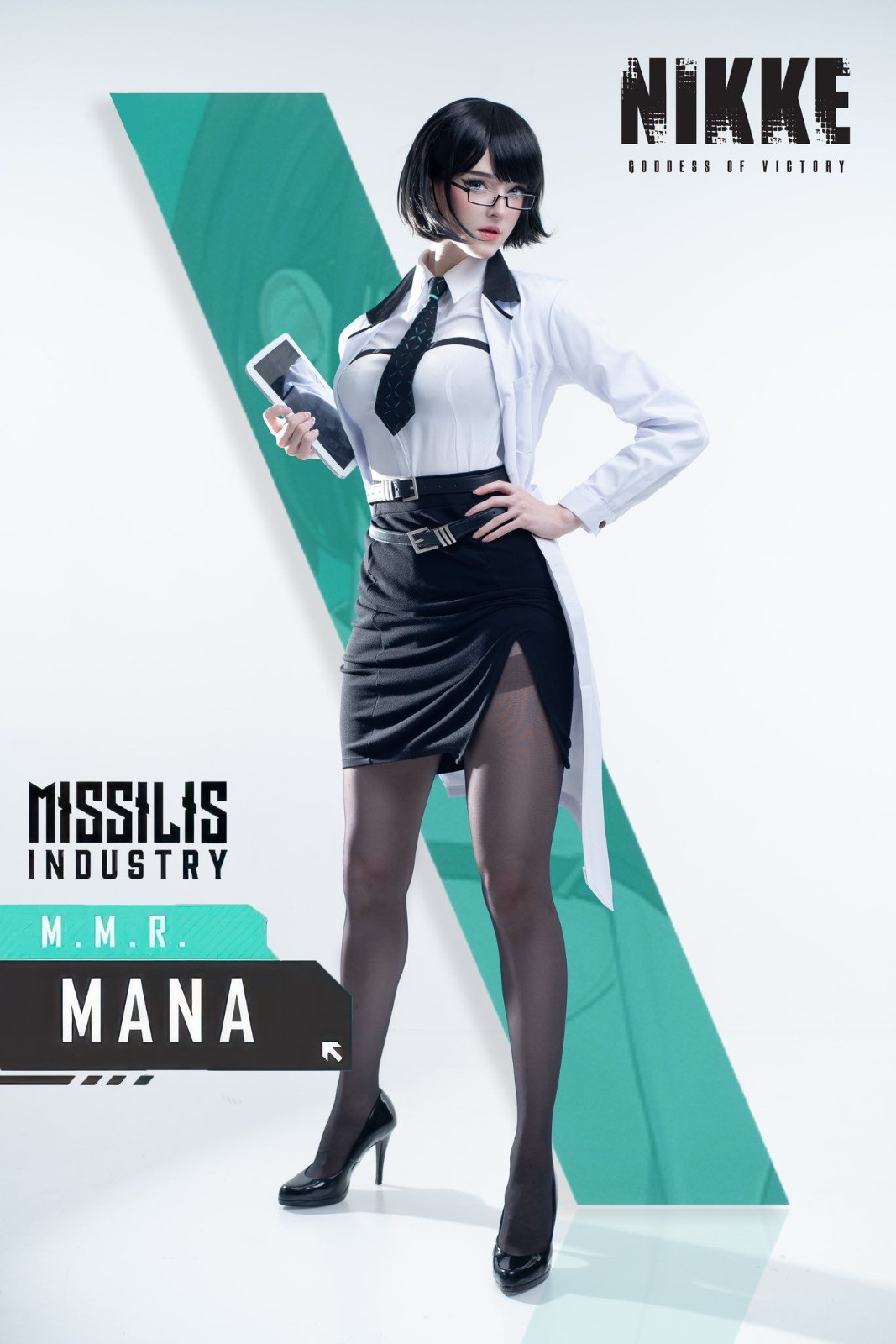 拉脱维亚美女Cos《妮姬》图赏 性感热辣超还原！