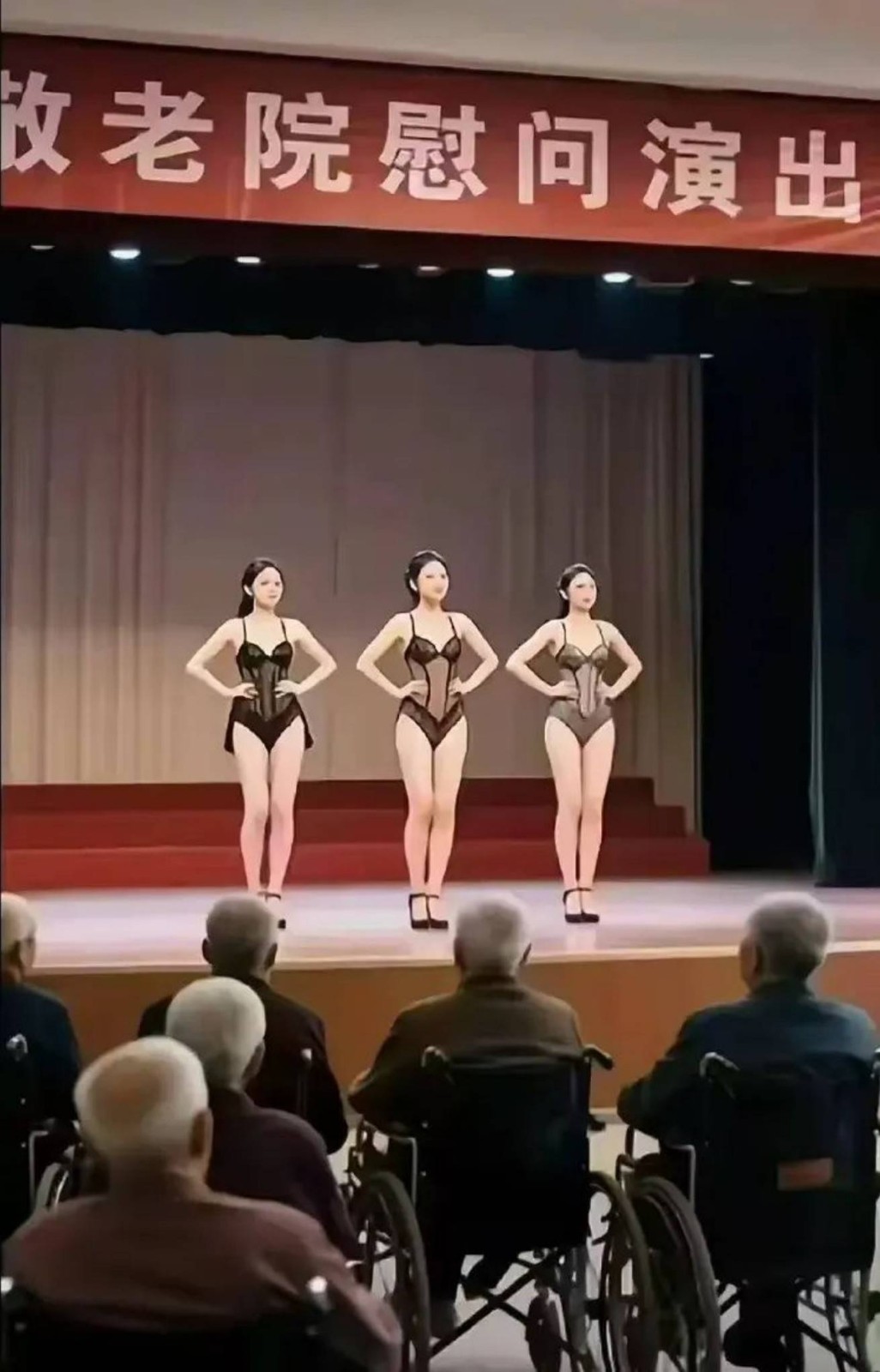 周一內(nèi)涵囧圖云飛系列 美女騎馬能陶冶情操鍛煉形體