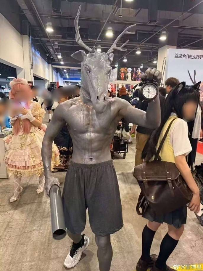 轻松一刻第1479期 妹子这样打球我看着挺着急