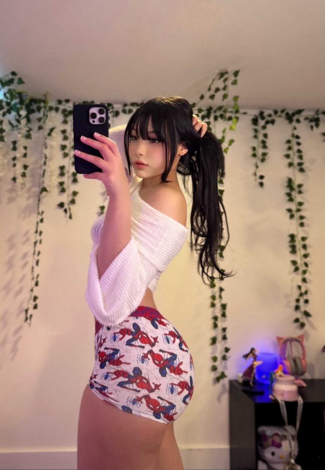 國外肉感美女Cos圖集欣賞 松鼠女隱形女希里等
