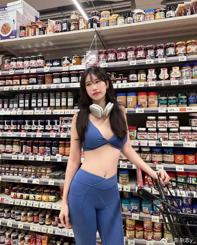 3DM輕松一刻第1489期 你知道女人是用什么做的嗎？
