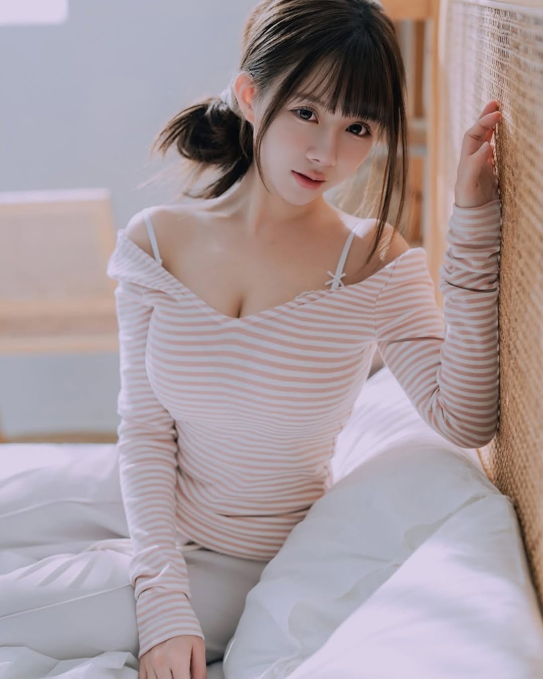 中國臺灣美少女福利圖欣賞 身材相當(dāng)火辣！
