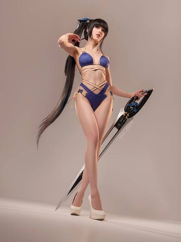 波蘭美女Cos《劍星》女主伊芙 穿泳裝秀絕美身材