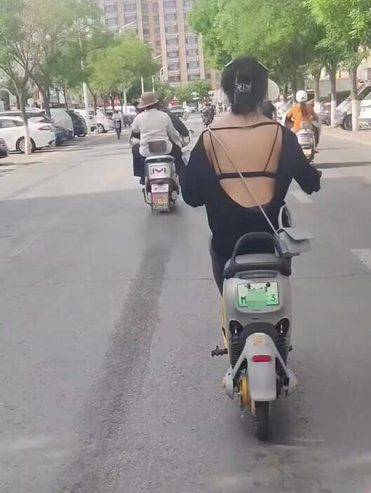 3DM輕松一刻第1501期 你大爺還是你大爺必須佩服
